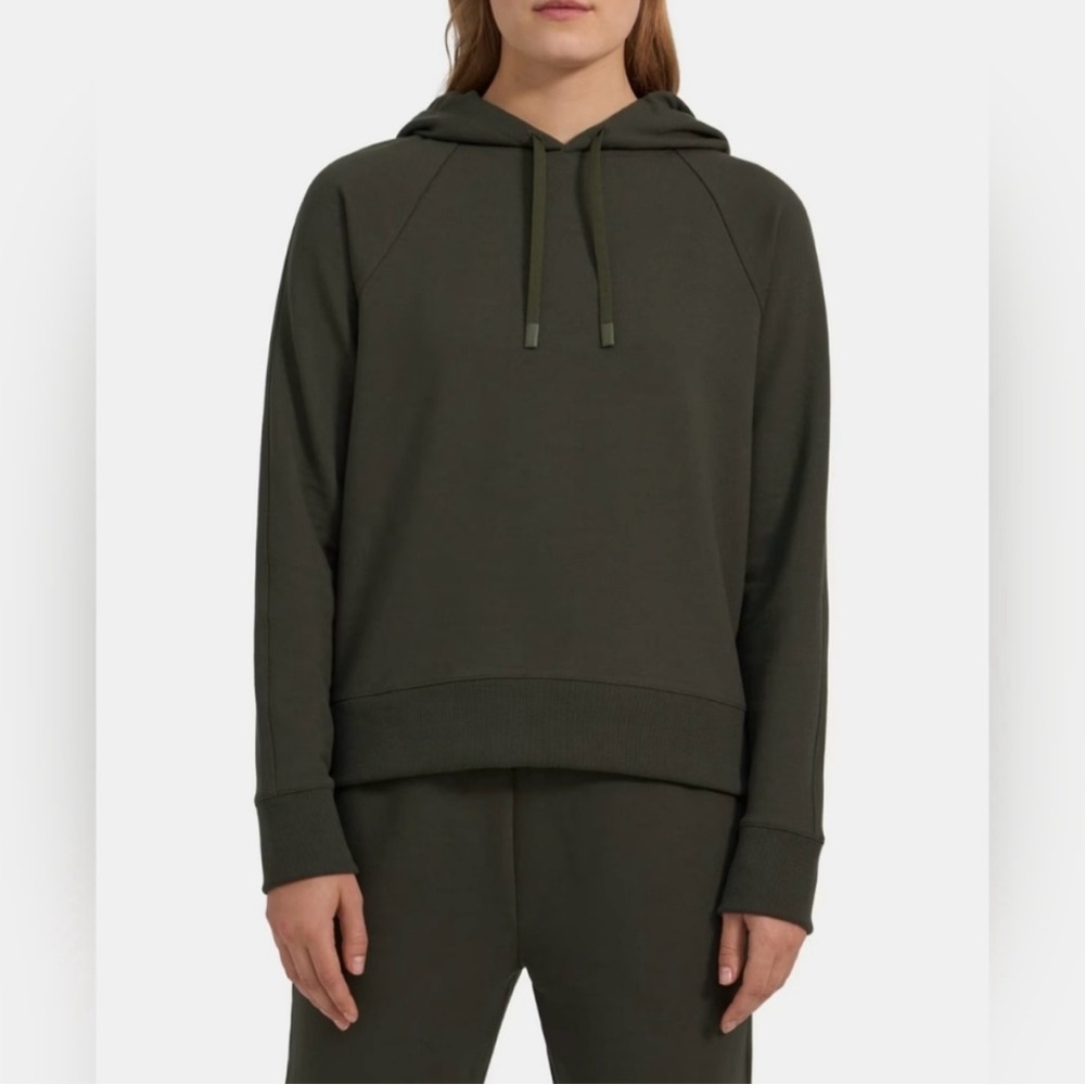 Theory Women’s Basic Hoodie in Cream
